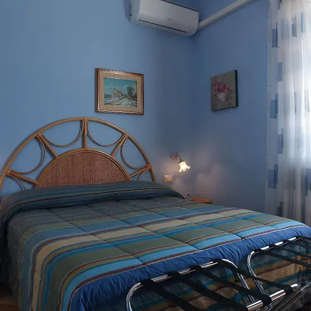 Dei Giardini Bed & Breakfast 3*