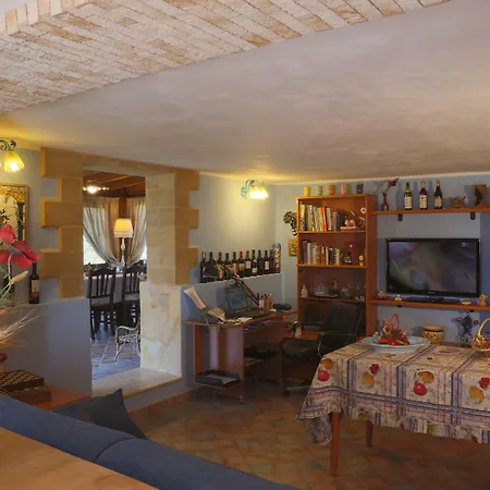 Dei Giardini Bed & Breakfast 3*