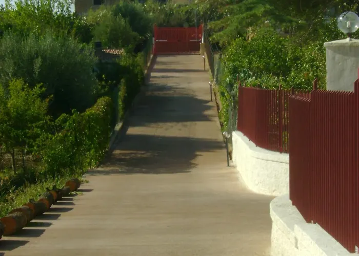 Dei Giardini 3*