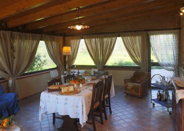 Oda ve Kahvaltı Dei Giardini 3*