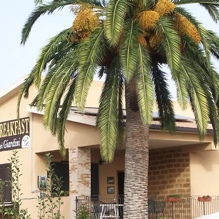 Dei Giardini Bed & Breakfast 3*